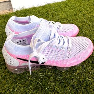 Women’s Nike Vapormax Retail $170